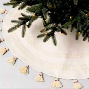 Hearth & Hand Cream Tree Skirt with Tassels- NEW